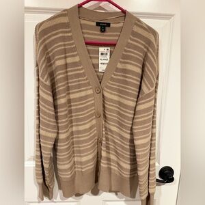 NWT Women’s Size Xl Alfani Button Cardiac Sweater Tan and Cream